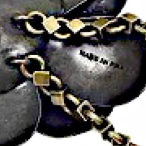 Authentic Louis Vuitton Rare Runway Resin & Crystal Flowers Brass Necklace - Picture 6 of 7